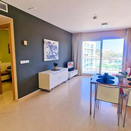 Glamorous Breath Taking View Pool Apartament